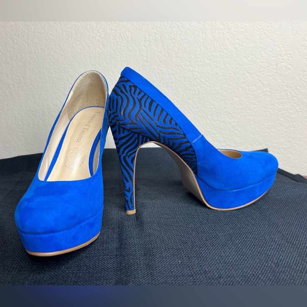 Vittorio D' Firenze Women 8B Stiletto Heels Electric Blue Black Faux Suede *READ
